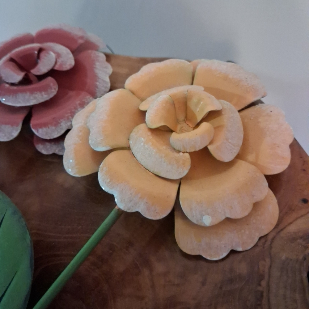 Set of Three Decorative Metal Flowers - Picture 5 of 7